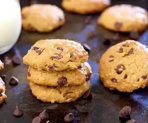 Chewy Peanut Butter Chocolate Chip Cookies