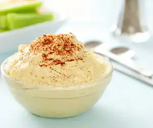 Super Easy Hummus