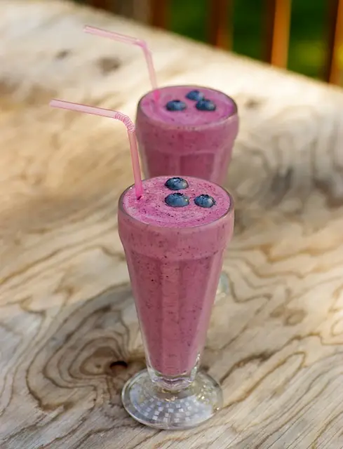 Blueberry & Rum Milkshake