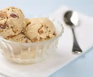 Almond Vanilla Ice Cream