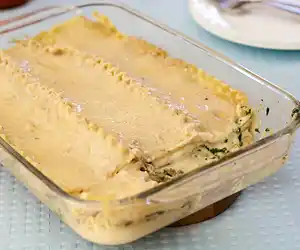 Cheesy Spinach & Mushroom Lasagna