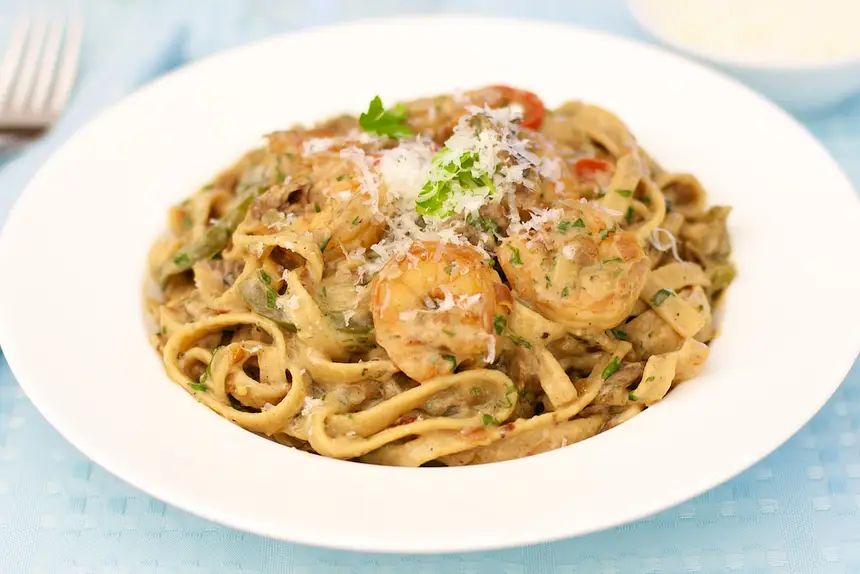 Fettuccine with Shrimp & Cream Sauce