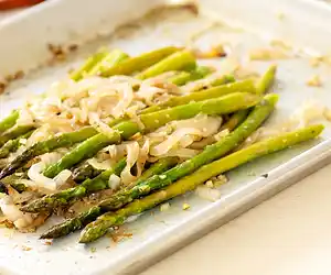 Roasted Asparagus with Sweet Onion