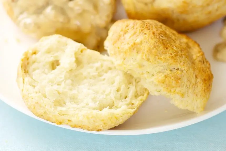 Grandma's Easy Buttermilk Biscuits