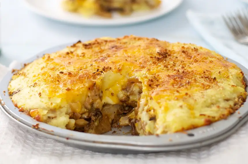 New Potato, Fennel, Onion & Mushroom Pie with Mozzarella