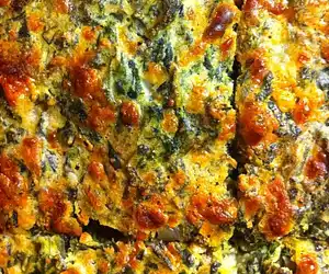 Bacon & Cheddar Spinach Squares