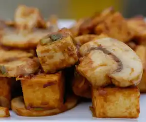 Sichuan Stir-fry Tofu with Mushrooms