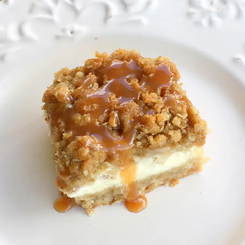 Caramel Apple Cheesecake bars