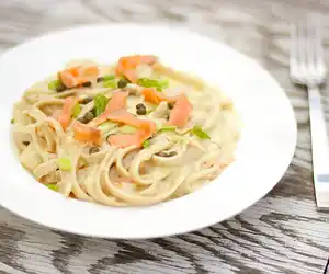 Scallop & Smoked Salmon Pasta