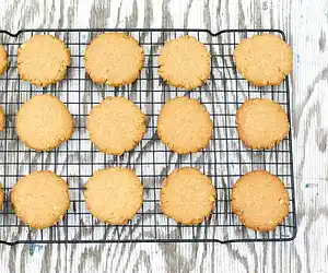 Crisscross Peanut Butter Cookies
