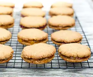 Almond Butter Cookies (Sandwiched with Jam)