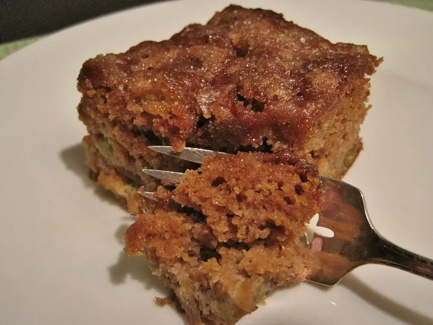 Easy Delicious Rhubarb Cake