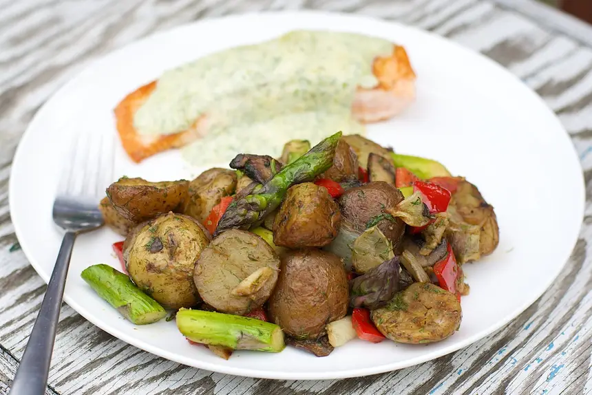 Oven-Roasted Salmon, Asparagus & New Potatoes 