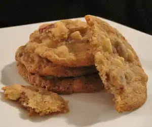 White Chocolate & Cranberry Cookies