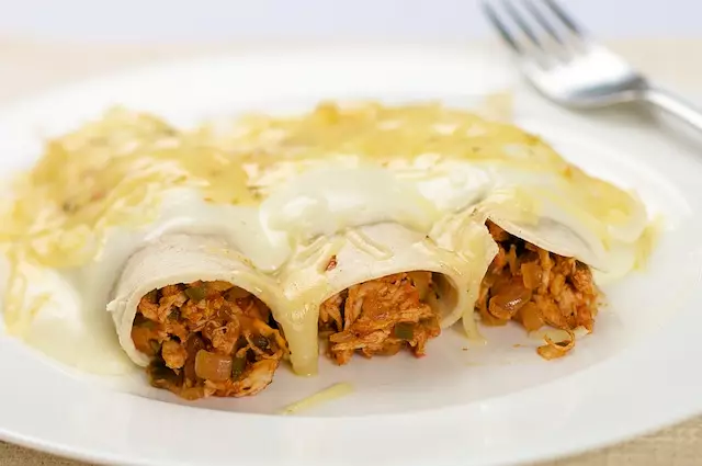 Chicken Enchildas with Cheese