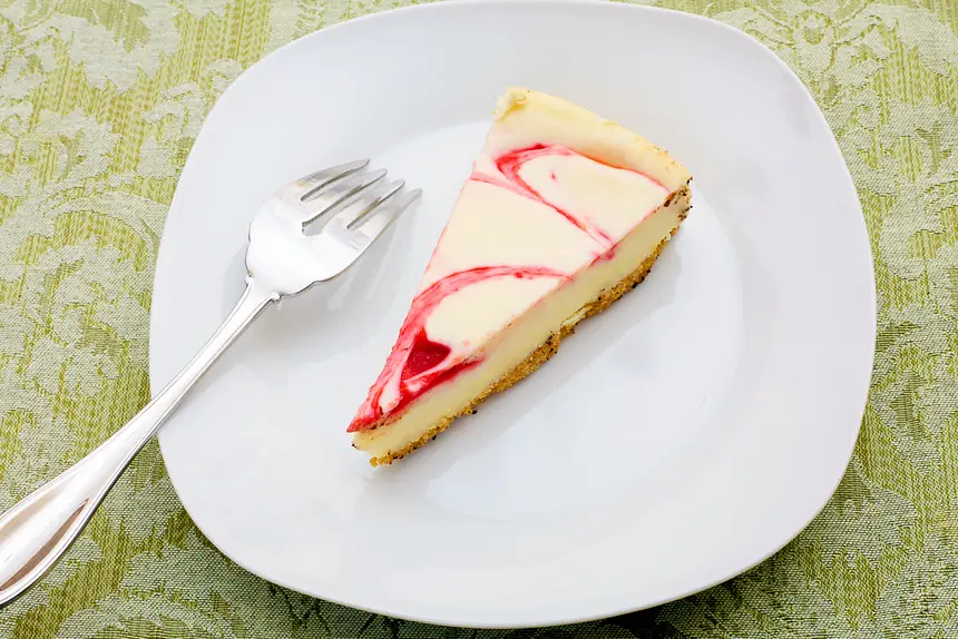 White Chocolate Raspberry Cheesecake 