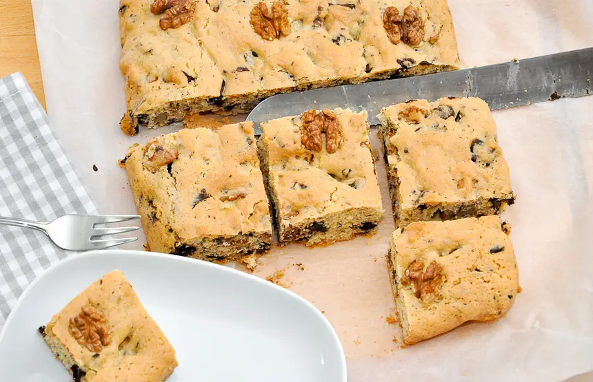 Blonde Pecan Brownies