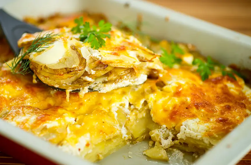 Easy Cheesy Scalloped Potatoes