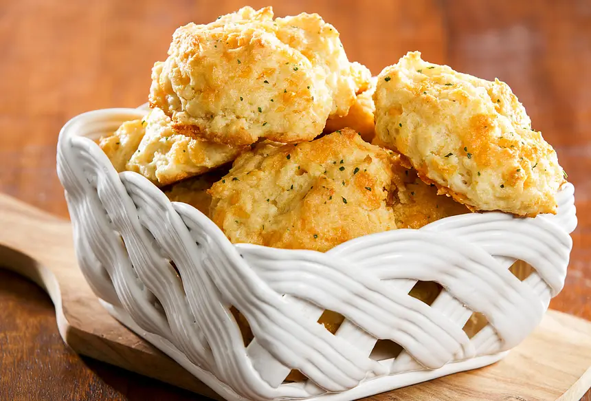 Red Lobster Cheddar Bay Biscuits