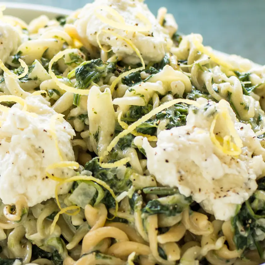 Fusilli (or Rotini) with Ricotta & Spinach