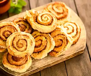 T.J. Cinnamon's Cinnamon Rolls