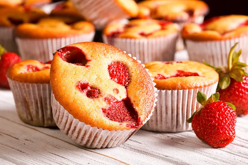 Strawberry Yoghurt Muffins