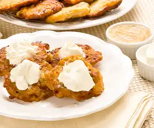 Lacy Potato Pancakes (Latkes)
