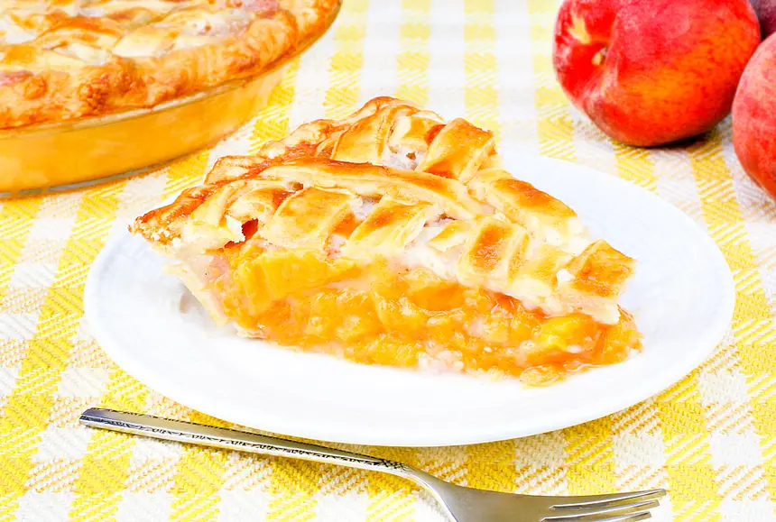Old-Fashioned Peach Pie