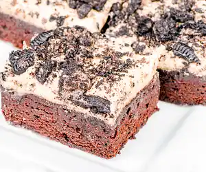 Brownie Oreo Cheesecake Bars