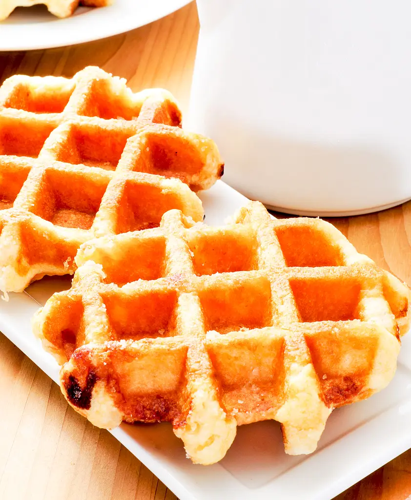 Banana Cinnamon Waffles