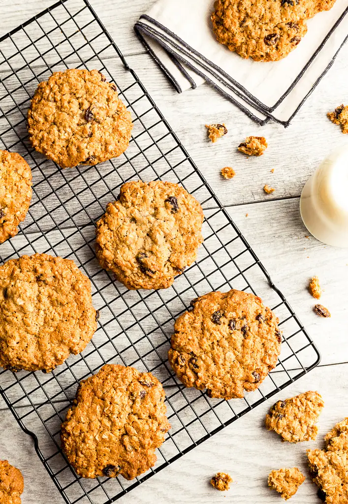Oatmeal Raisin Cookies