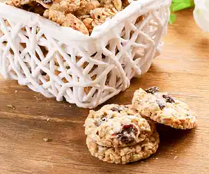 Chewy Oatmeal Trail Mix Cookies