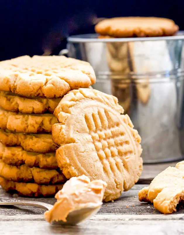 Tom's Peanut Butter Cookies