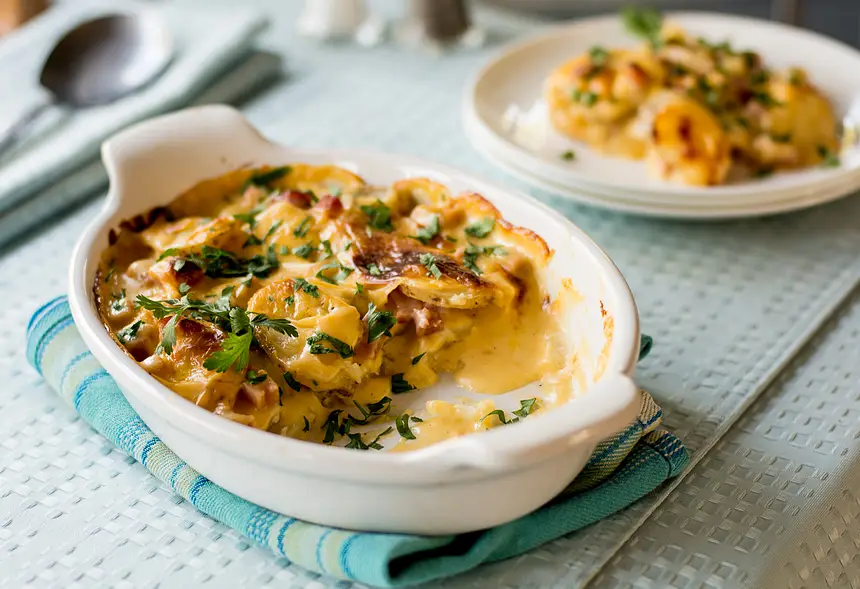 Easy Cheesy Ham & Potatoes Gratin