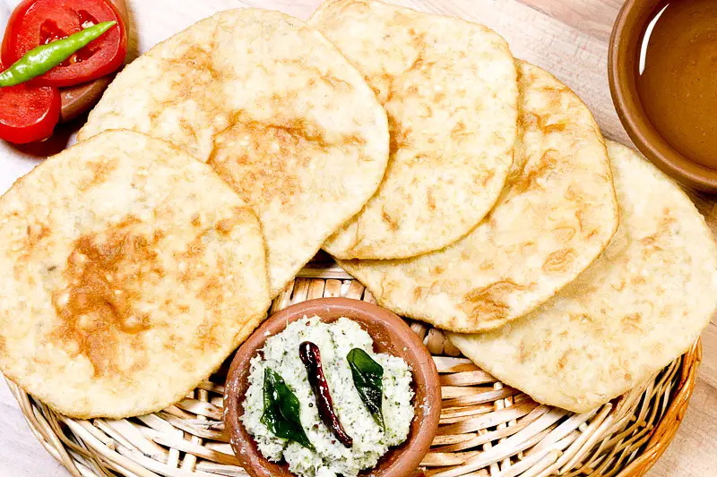 Roti (Flat Whole-Wheat Bread)