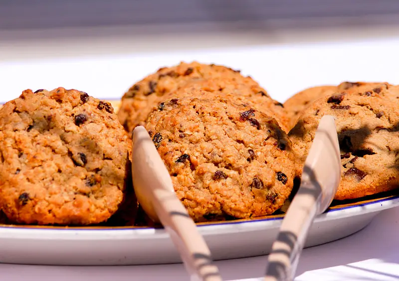 Vanishing Oatmeal Raisin Cookies