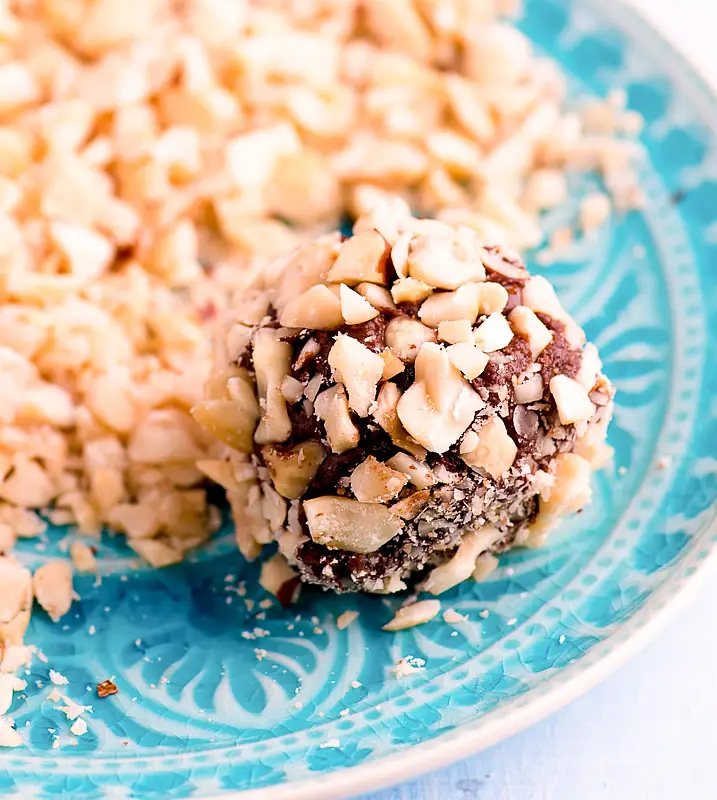 Simple Chocolate Truffles