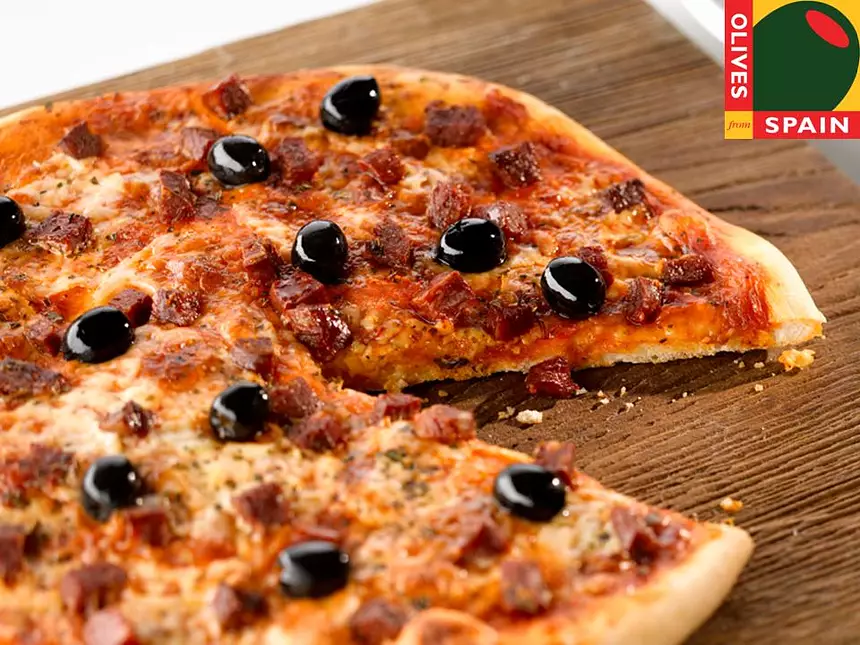 Chorizo & Black Olive Pizza