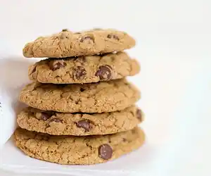 Chocolate Chip Oatmeal Cookies