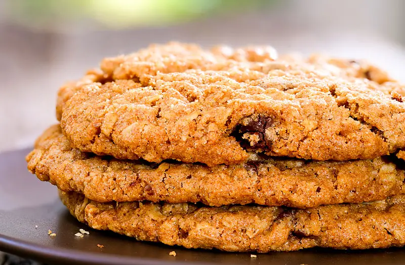 Yummy Crunchy Chocolate Chip Cookies