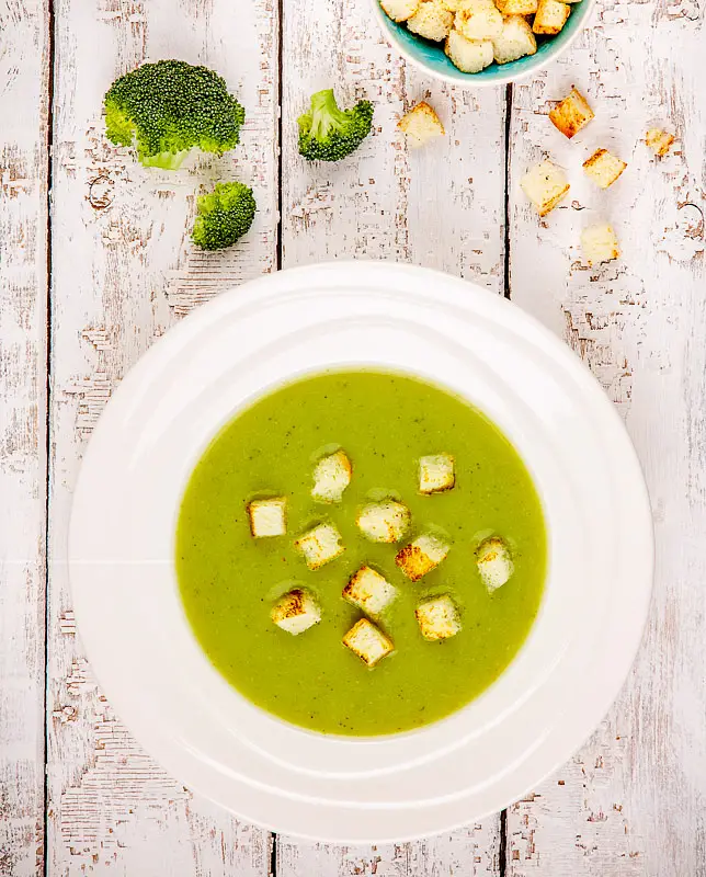 Low-Fat Broccoli Soup