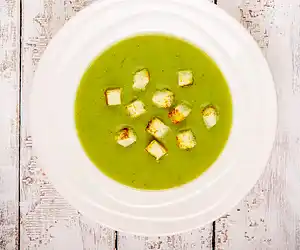 Low-Fat Broccoli Soup