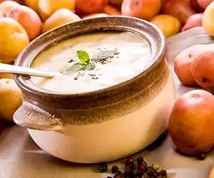 Roasted Garlic Potato Soup