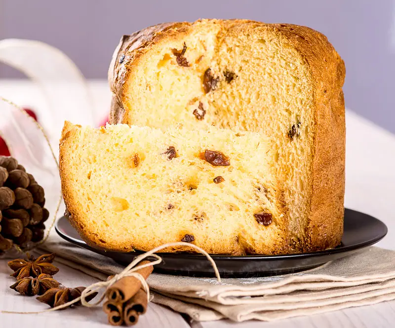 Italian Panettone Bread
