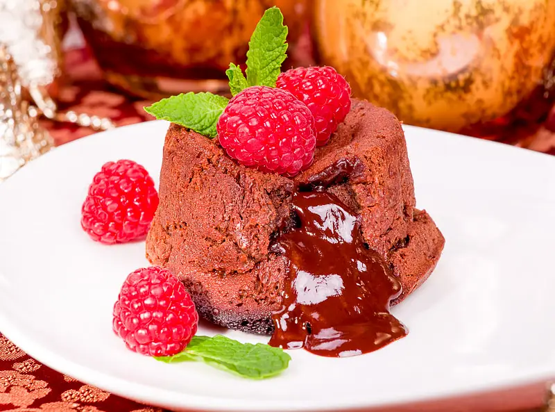 Fudge Filled Cupcakes