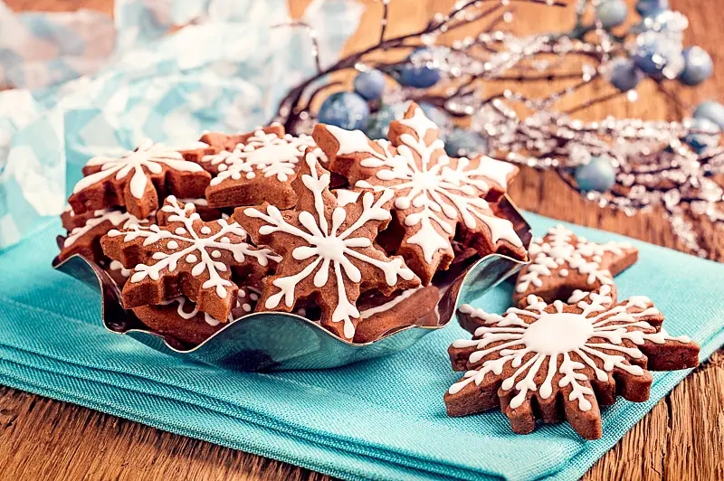 Almomd Chocolate-Spice Cookies