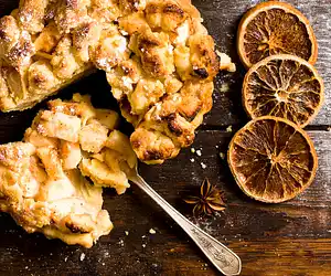 Best Apple Almond Pie