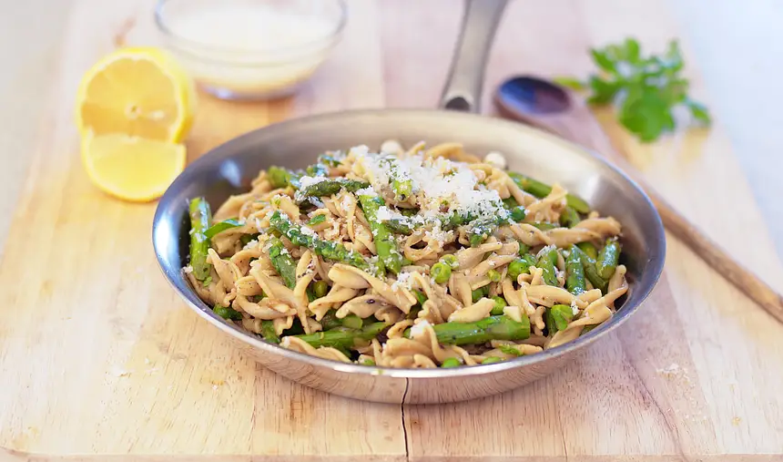 Pasta with Spring Asparagus & Peas