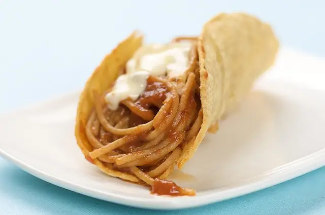 Spaghetti Tacos