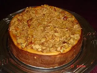 Almond Crunch Pumpkin Cheesecake
